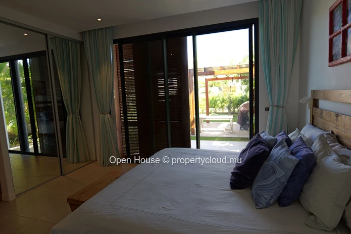 3-Bedroom PDS Villa with Private Pool for Sale in Tamarin