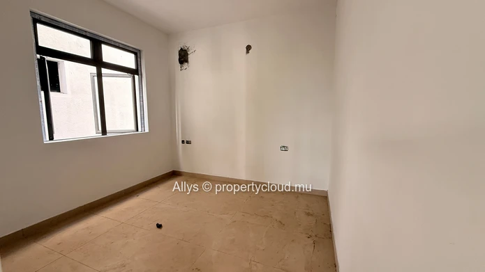 3 Modern Apartment