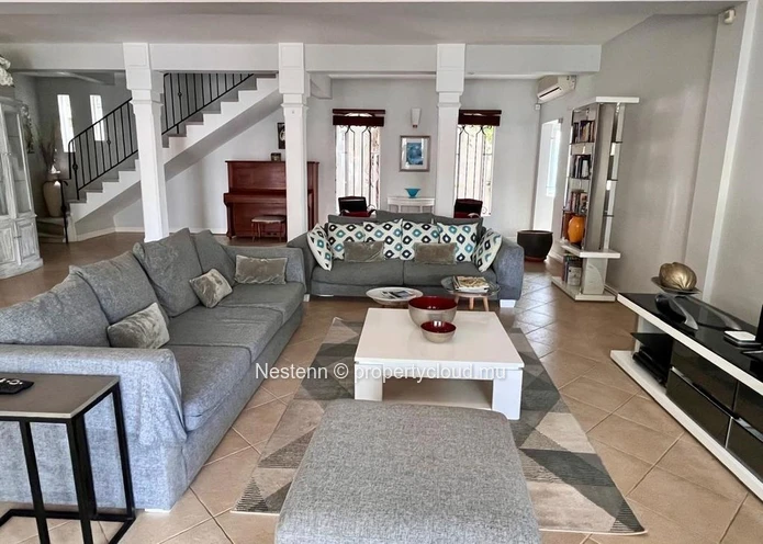 Spacious 4-bedroom duplex villa with pool