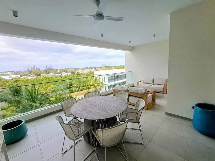 Appartement meublé 3 chambres avec piscine à louer à Péreybère