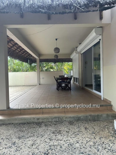 Charming 3-Bedroom RES Villa with Pool Near the Beach – Pointe aux Piments