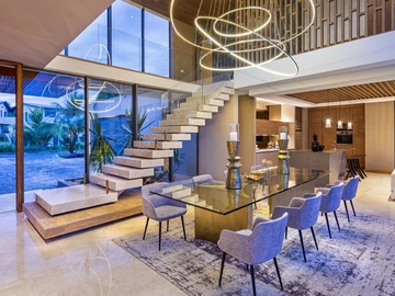 5 Bedroom Villa