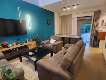 4 Bedroom Townhouse, Duplex