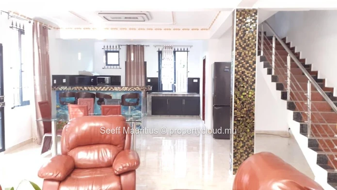 Duplex Contemporain à Pereybere