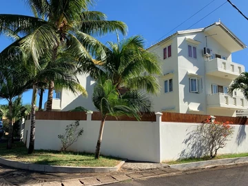 12 Bedroom Apartment