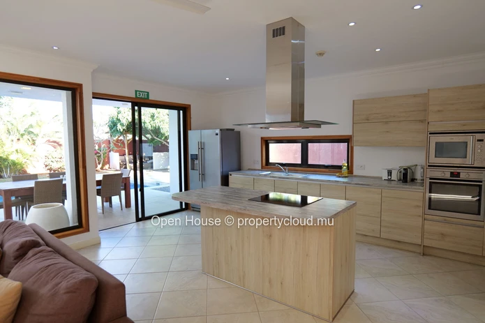 Villa meublée 4 chambres avec piscine à louer à Pointe aux Piments