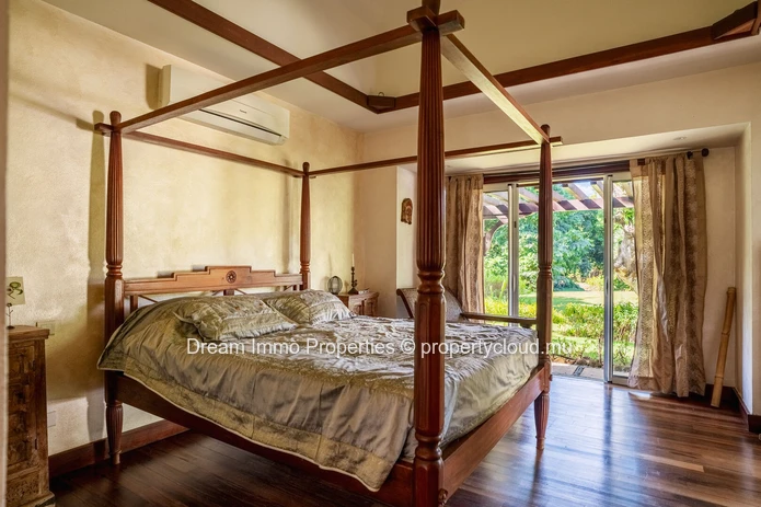 Villa meublée de 3 chambres au cœur de la nature dans le domaine golfique Heritage Villas Valriche à Bel Ombre – Ile ...