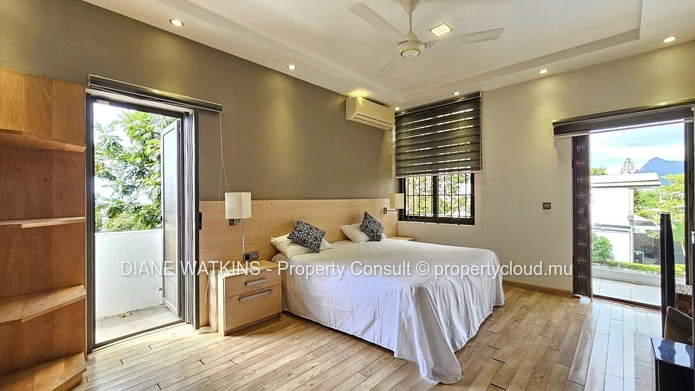 4-bedroom house for sale in Beau Bassin 