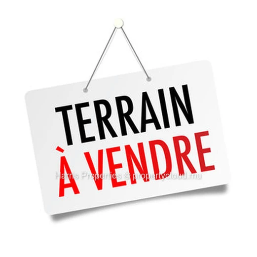Residential land of 4685 m2 for sale in Petite Rivière (Sole Mandate)