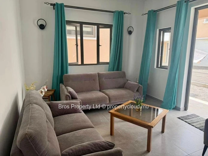 55 000 Rs/mois | Maison duplex de luxe 3 chambres à louer à Pereybere, Grand Baie