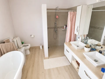 3 Bedroom Villa