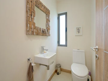 4 Bedroom Villa