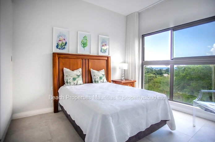 Luxurious Fully Furnished Apartment with Ocean Views