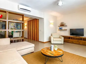 3 Bedroom Townhouse, Duplex