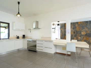 4 Bedroom Villa