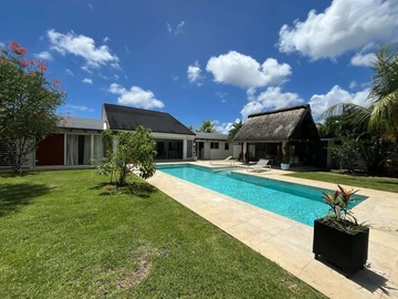 5 Bedroom Villa