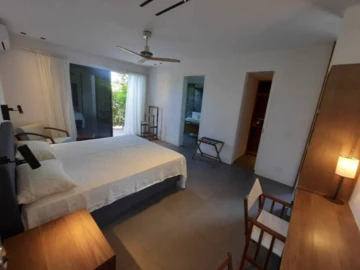 5 Bedroom Villa