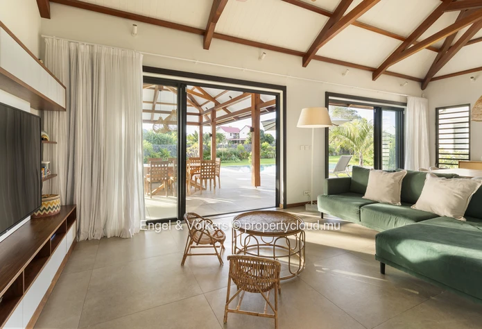 5-Bedroom Villa with Pool & Large Garden on Mauritius' East Coast
