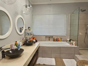 Townhouse, Duplex de 4 Chambres