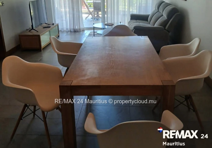 Cape Bay Living - 2-Bedroom En Suite Units with Private Jacuzzi