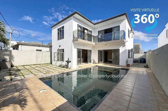 Cozy Villa with Private Pool - Mont Choisy