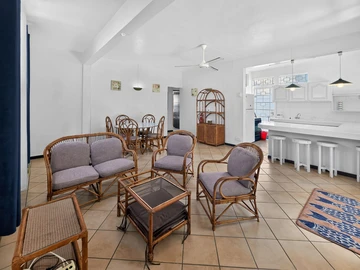 5 Bedroom Villa