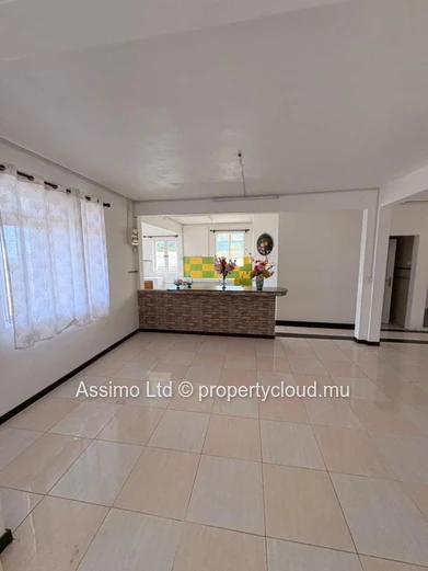 Maison familiale face au lagon au Bouchon avec 6 chambres et vue mer imprenable