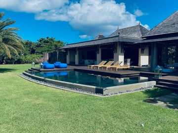 4 Bedroom Villa