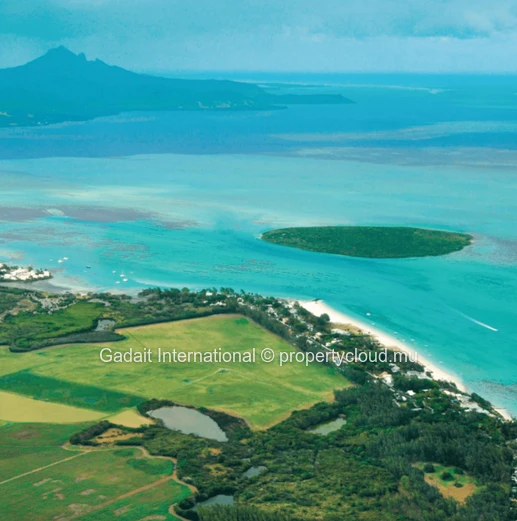 Pointe d'Esny Tropical Villa – Prestigious 4-Bedroom Villa with Pool