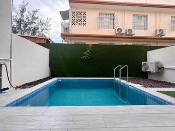 4 Bedroom Townhouse, Duplex