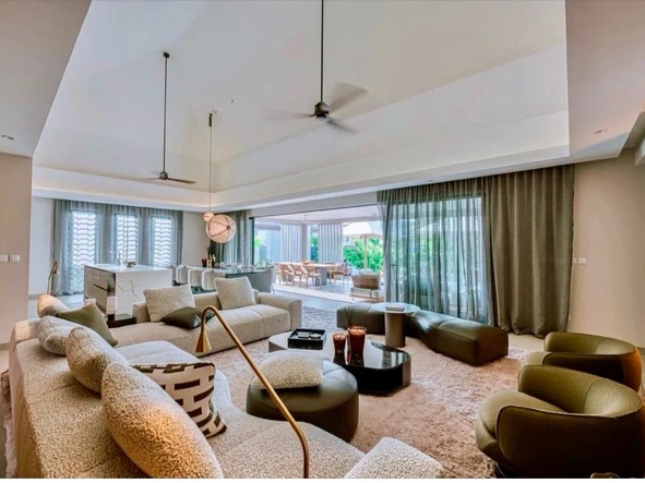 4 Bedroom Villa