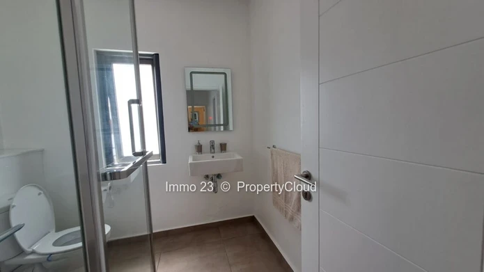 Duplex for rent