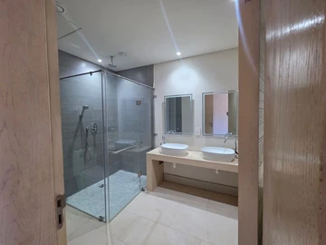 Townhouse, Duplex de 3 Chambres