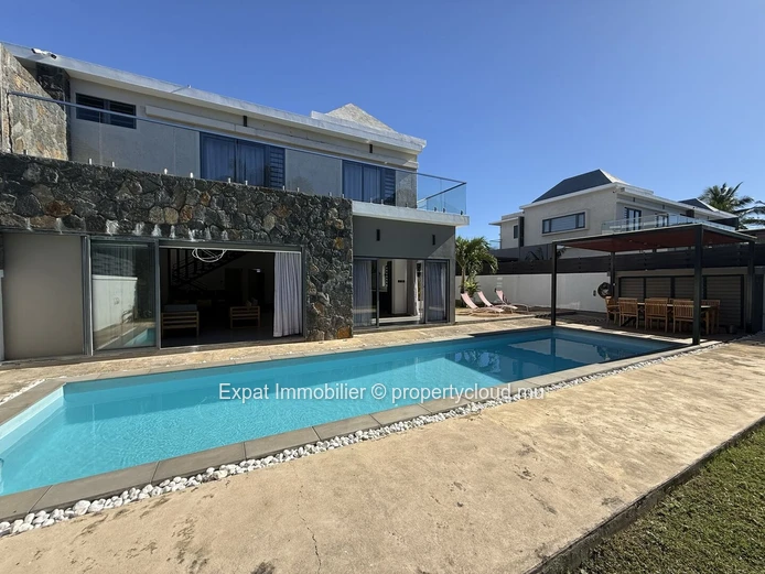 Exceptional 4 En-Suite Bedroom Villa With Private Pool – Pereybère