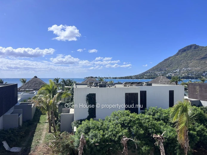 2-Bedroom Apartment for Sale in Black River with Common Pool
