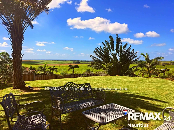 4 Bedroom Villa At Hillside- Belle Vue Harel
