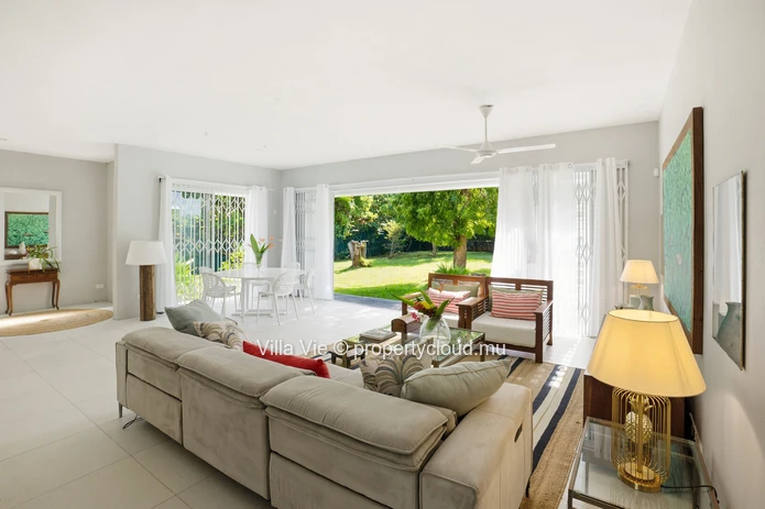 Calodyne - Charming 3 bedrooms home with swimming pool (Sole Mandate)