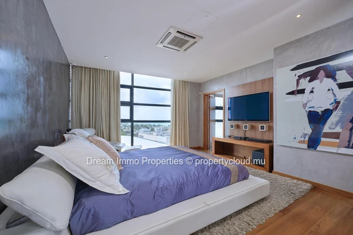 Incredible Sea View! Amazing 6-Bedroom Penthouse In Grand Baie La Croisette - Mauritius