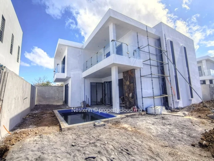 Your dream oasis: Premium 4-bedroom villa with private pool & rooftop views - Close to commodities