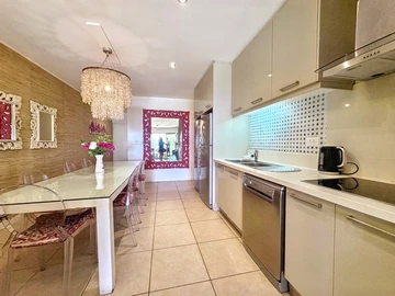 4 Bedroom Apartment