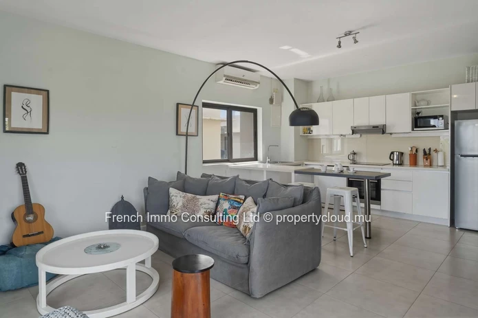 Appartement 2 chambres a pereybere route côtière , accessible aux étrangers 11M rs