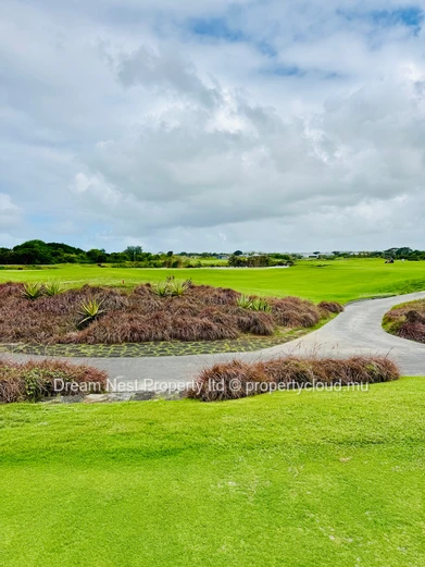 Exceptional Homesite in Les Allées du Golf – Mont Choisy