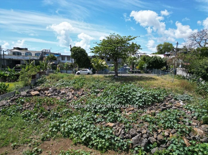 Residential land of 420 m² 