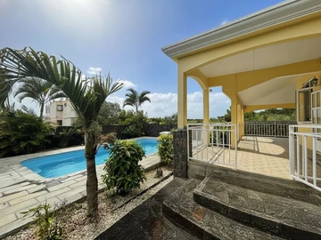 4 Bedroom Villa
