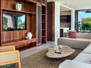 4 Bedroom Villa