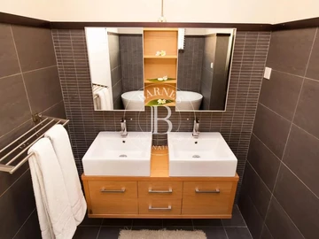 Townhouse, Duplex de 4 Chambres