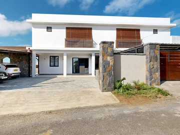 4 Bedroom Hotel