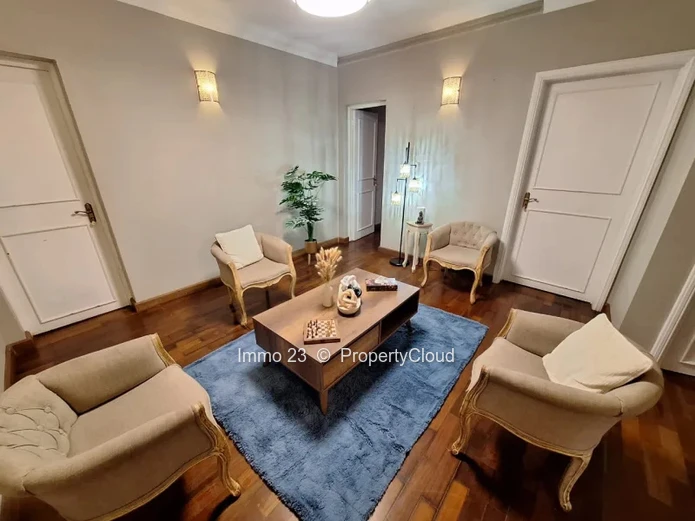 Maisons / Villas - 5 chambres - Curepipe