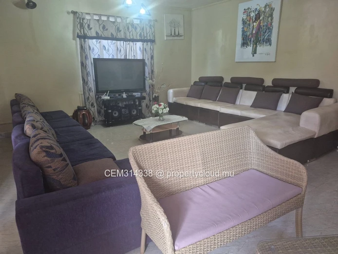 6 Chambres Grande Maison Meublée à Vendre – Trois Bras, Petit Raffray 