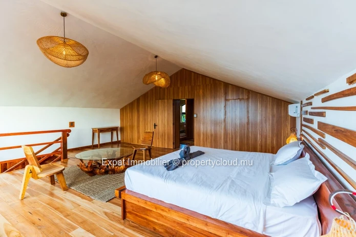 Tropical Villa With 4 Suites, Panoramic Rooftop Terrace And Swimming Pool – Grand Baie